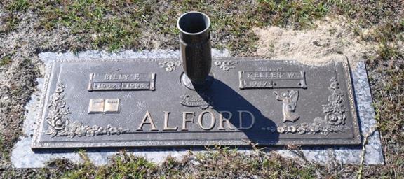 https://images.findagrave.com/photos/2013/269/92700669_138029416127.jpg