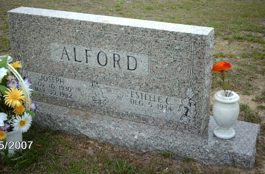 http://image2.findagrave.com/photos/2013/178/82146055_137247923058.jpg