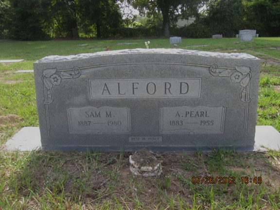 http://image2.findagrave.com/photos/2012/207/5452283_134334626126.jpg