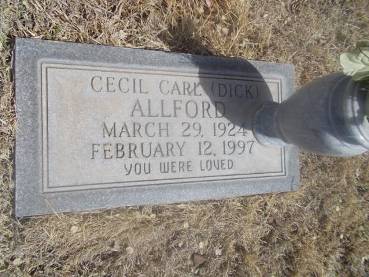 http://image2.findagrave.com/photos/2013/97/8610954_136546131387.jpg