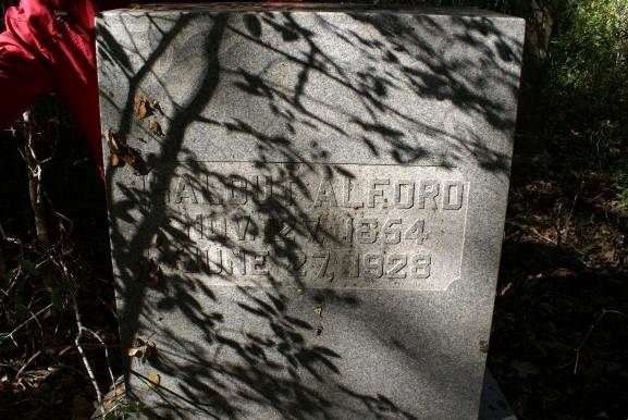 http://image2.findagrave.com/photos/2013/254/32931485_137901400129.jpg