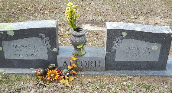 http://image2.findagrave.com/photos/2012/48/35987803_132961821250.jpg