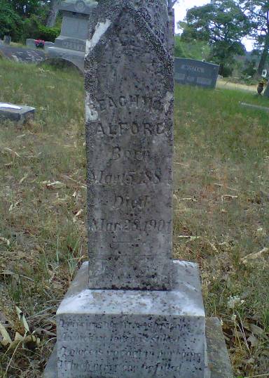 http://image2.findagrave.com/photos/2013/247/63094150_137840635565.jpg