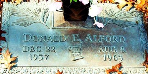 https://images.findagrave.com/photos/2011/0/61563142_129391147809.jpg