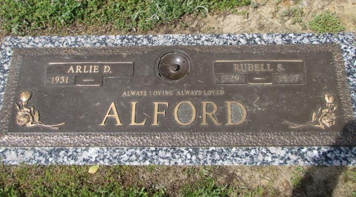 http://image2.findagrave.com/photos/2013/122/109934363_136761583055.jpg