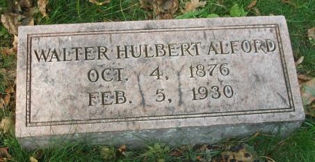 http://image2.findagrave.com/photos/2013/293/119098599_138239797699.jpg