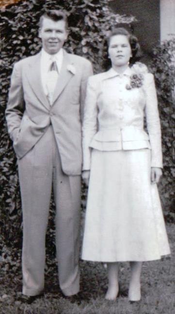 http://trees.ancestry.com/tree/22494890/photo/3jzk7aWbRPWgVINfxorhBCRf8V_tMRfT4EZKKaoDTRQWklcB1fOmQ_ynr2NhFbPr