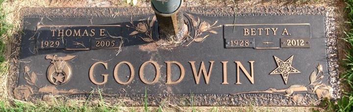 http://image2.findagrave.com/photos/2015/220/84772100_1439149392.jpg