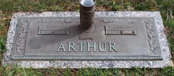 http://image2.findagrave.com/photos/2013/104/16556598_136607012232.jpg