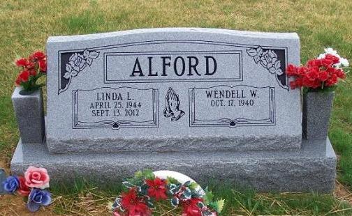 http://image2.findagrave.com/photos/2013/106/97073056_136621991672.jpg