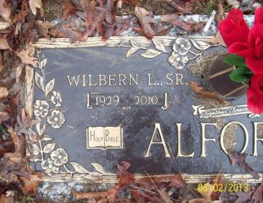 http://image2.findagrave.com/photos/2013/63/92115421_136250016462.jpg